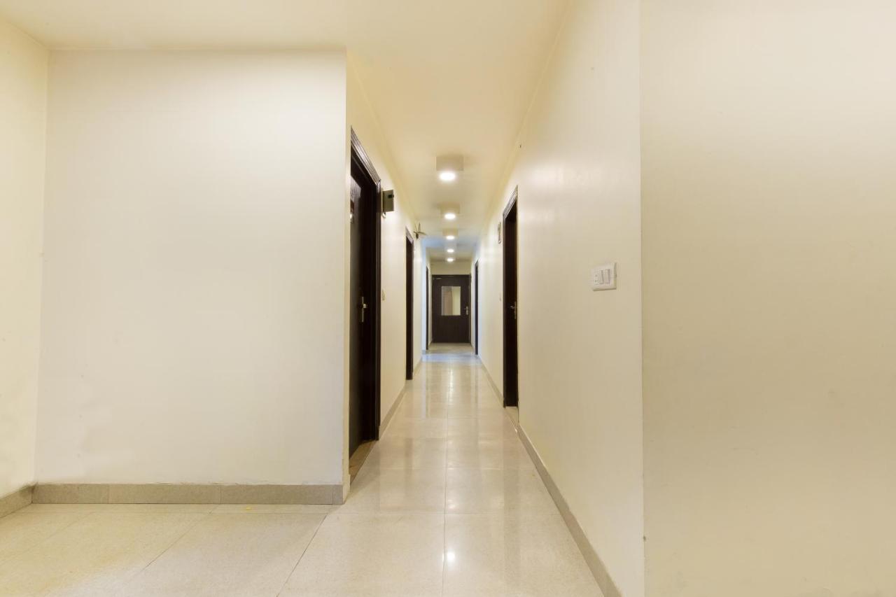 The Alpino Hotel New Delhi Bagian luar foto